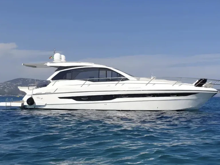 Bareboat Rental Motorboat Rio Yachts with a boat licence