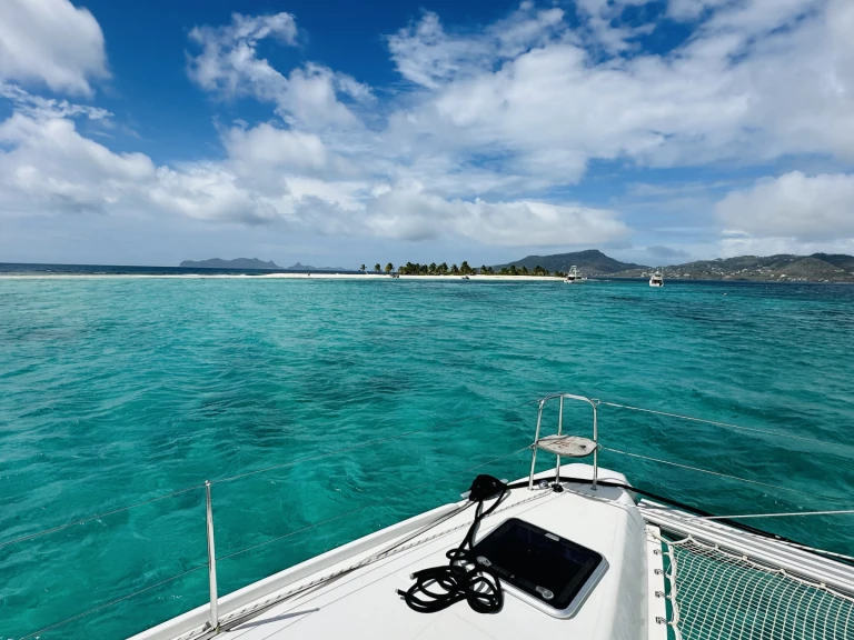 Yacht charter Le Marin cheap Lagoon 42