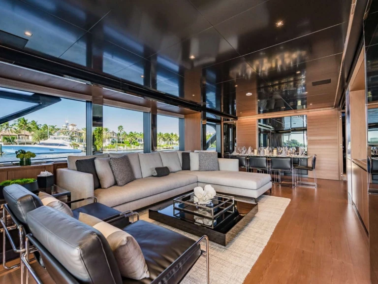 Riva BEYOND BEYOND in Bahamas on SamBoat