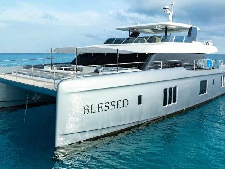 Luxury Yacht rental in British Virgin Islands (BVI) - Sunreef BLESSED
