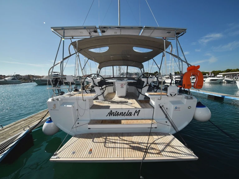 Rent a Bénéteau Oceanis 46.1 Zadar