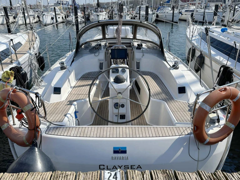 Bareboat Rental Sailboat Bavaria with a boat licence