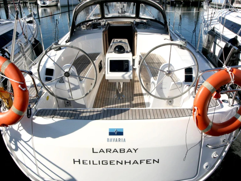 Rent a Bavaria Cruiser 34 Heiligenhafen