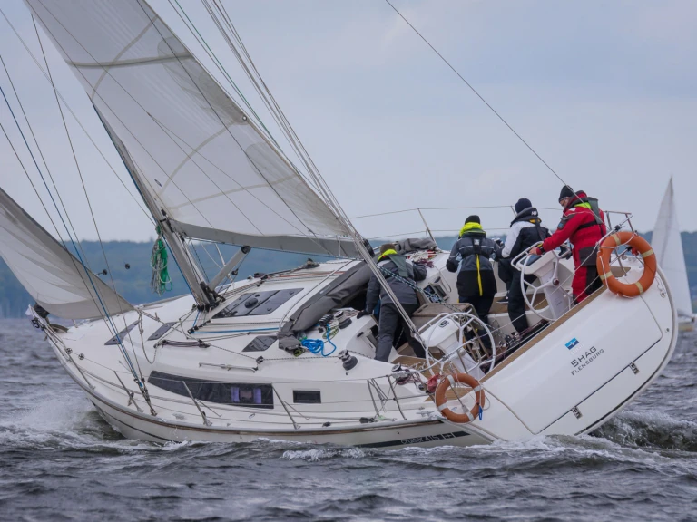 Yacht charter Heiligenhafen cheap Cruiser 41S