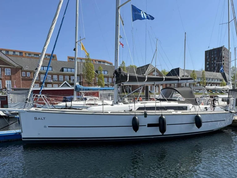 Sailboat rental with or without captain Dufour Flensburg
