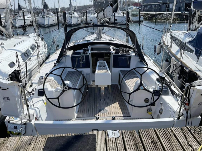 Bareboat Rental Sailboat Dufour with a boat licence