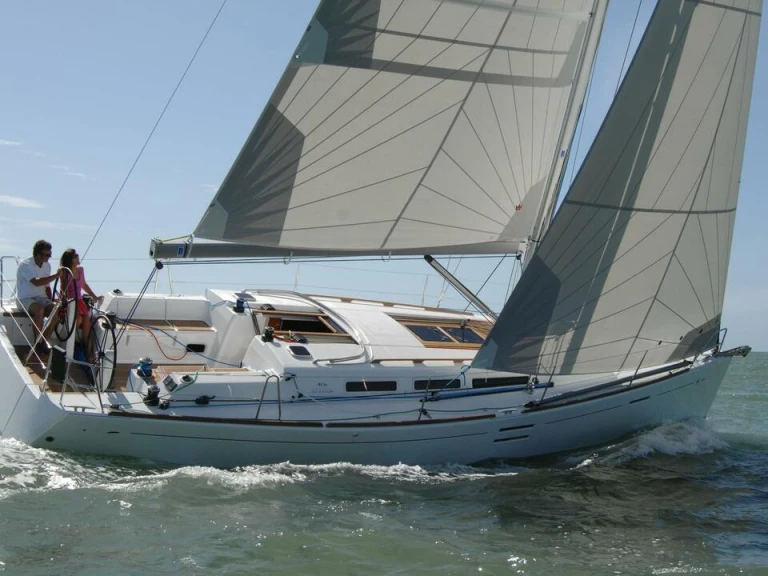 Dufour Dufour 40E in Flensburg on SamBoat