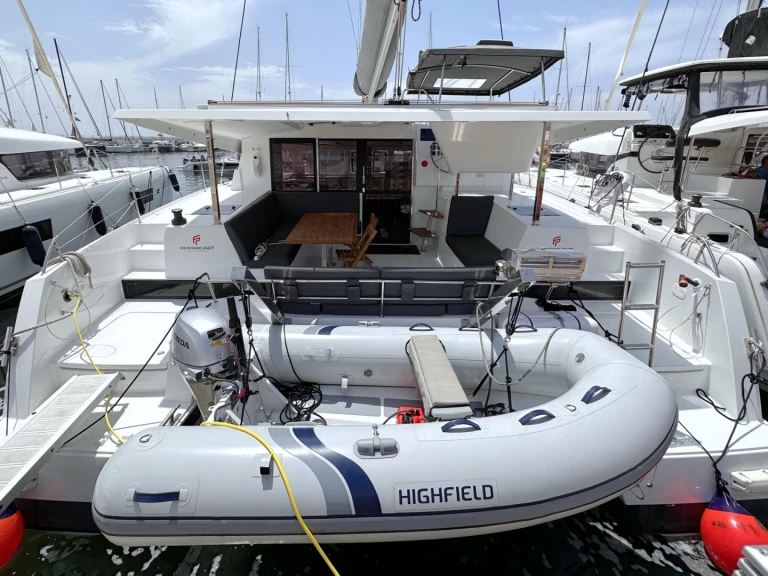 Rent a Fountaine Pajot Isla 40 Can Pastilla