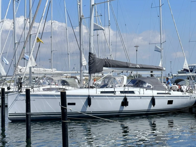 Bareboat Rental Sailboat Hanse with a boat licence
