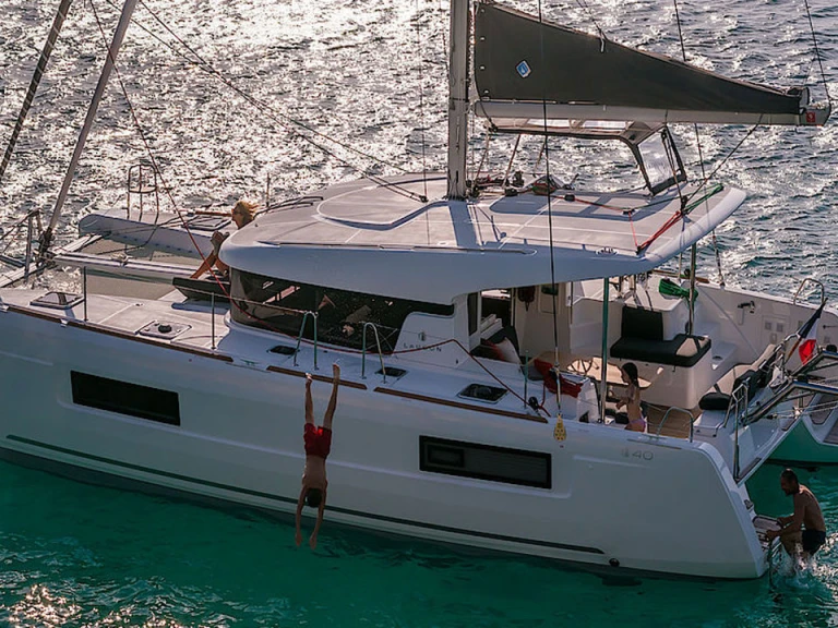 Lagoon Lagoon 40 in Can Pastilla on SamBoat