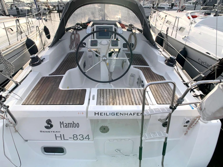 Bénéteau Oceanis 31 in Heiligenhafen on SamBoat