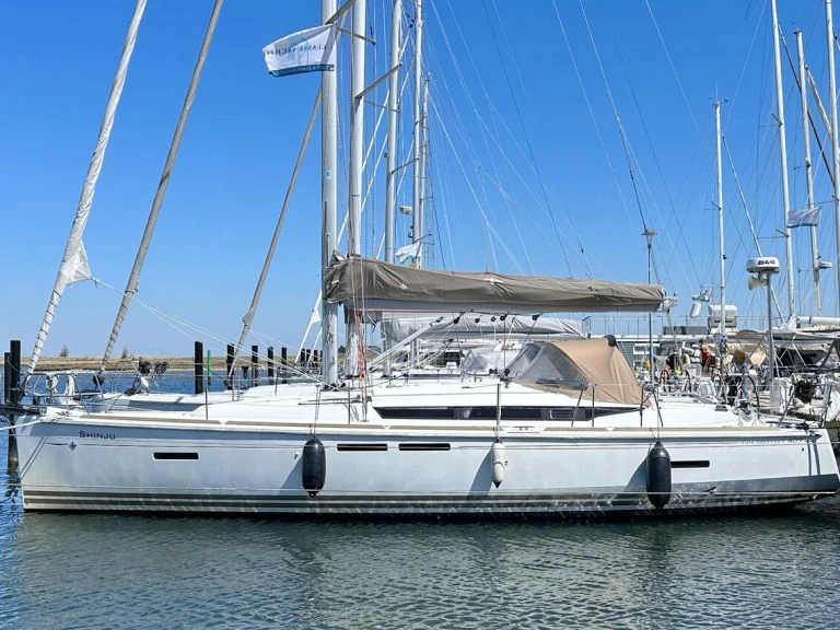 Sailboat rental in Heiligenhafen - Jeanneau Sun Odyssey 409