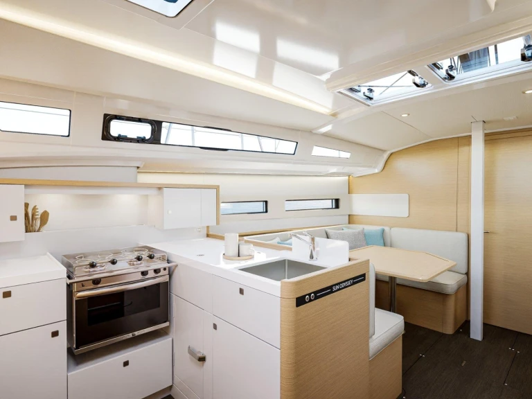 Yacht charter San Miguel De Abona cheap Sun Odyssey 415