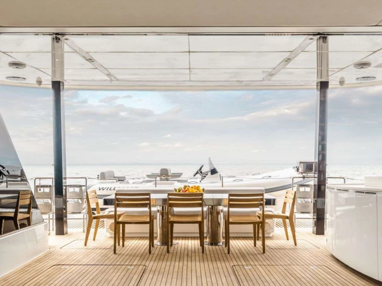 Luxury Yacht for rent Road Town at the best price