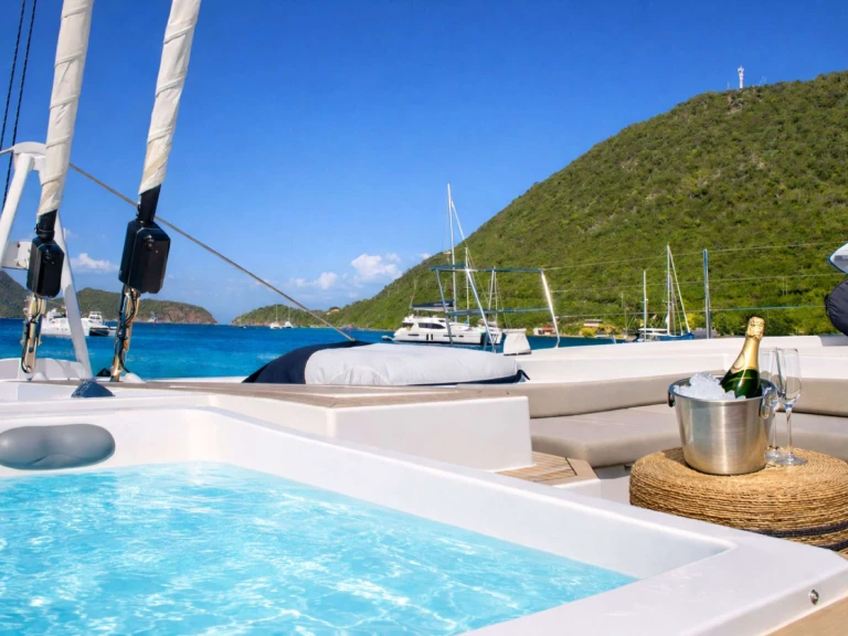 Luxury Yacht rental with or without captain Fountaine Pajot Caribbean