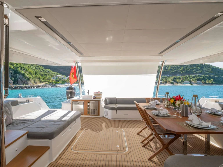 Luxury Yacht rental in British Virgin Islands (BVI) - Fountaine Pajot COLIBRI