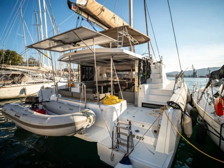 Catamaran for rent Deme of Volos at the best price