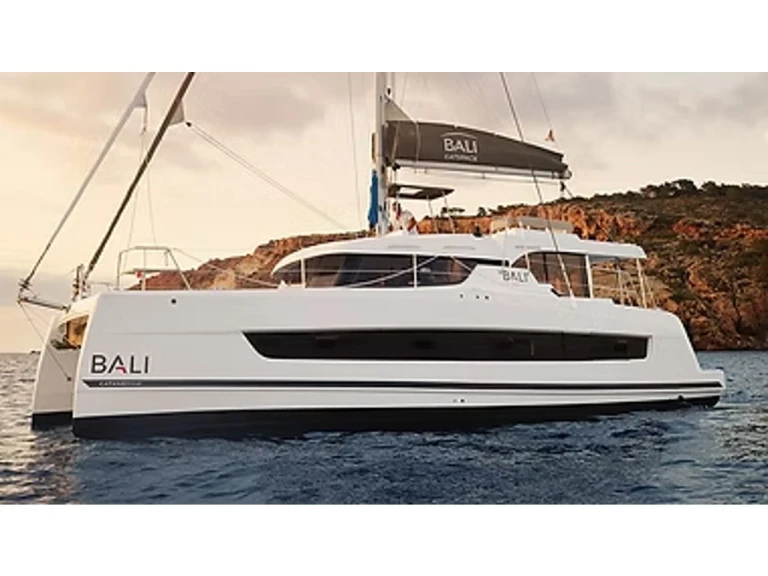 Bareboat Rental Catamaran Bali with a boat licence