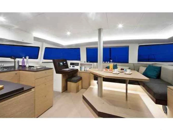 Catamaran rental in Can Pastilla - Bali Bali 4.0