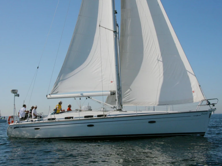 Sailboat rental in Heiligenhafen - Bavaria Cruiser 46