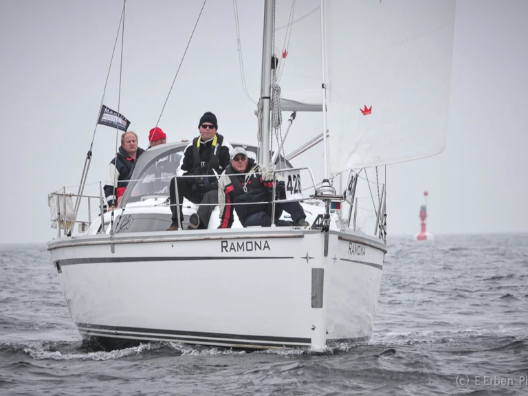 Sailboat for rent Heiligenhafen at the best price