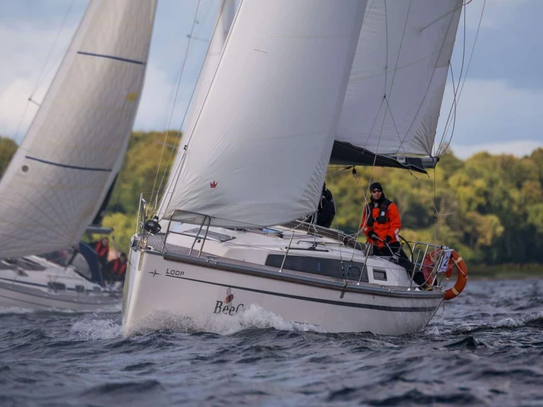Bareboat Rental Sailboat Bavaria with a boat licence