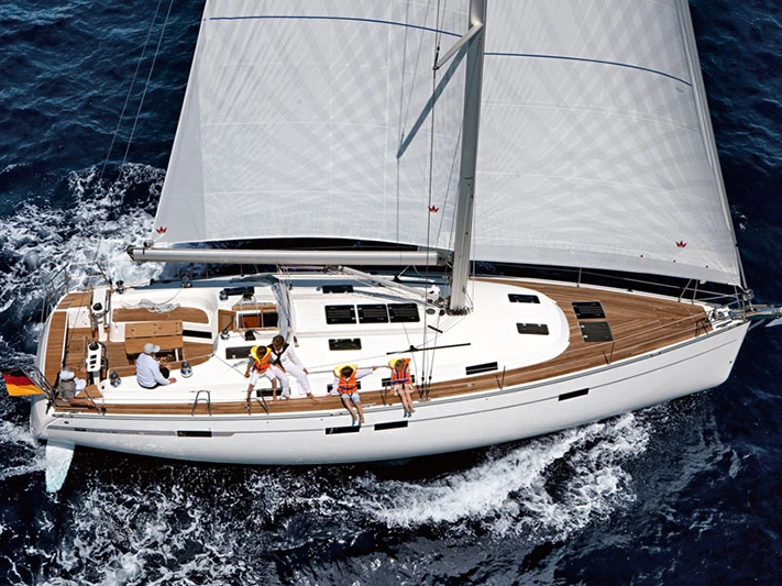 Rent a Bavaria Cruiser 45 Palma de Mallorca