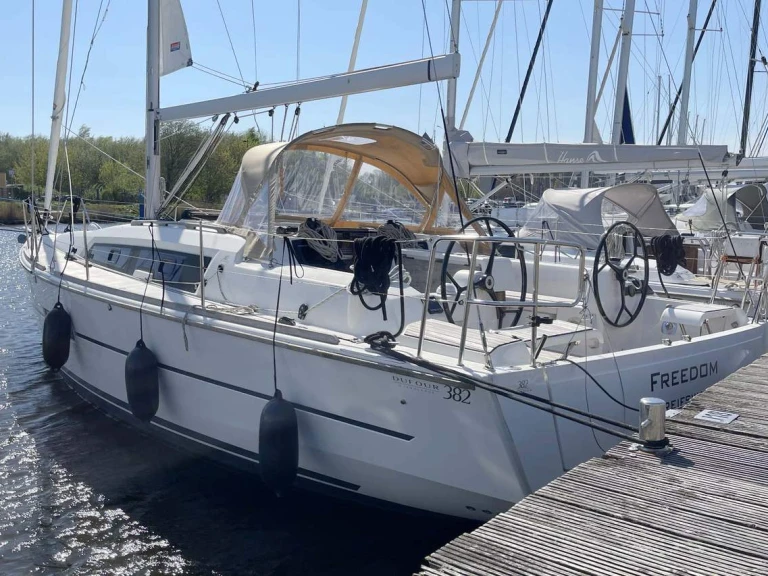 Sailboat rental with or without captain Dufour Barth