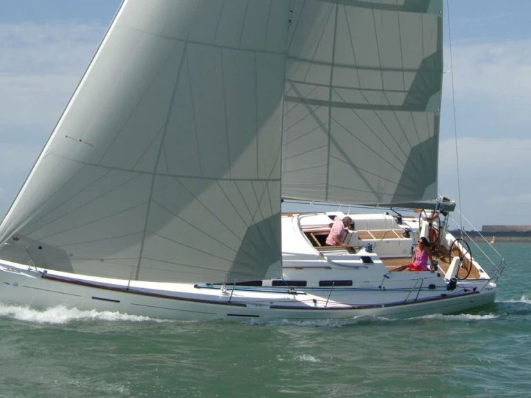 Rent a Dufour Dufour 40E Flensburg