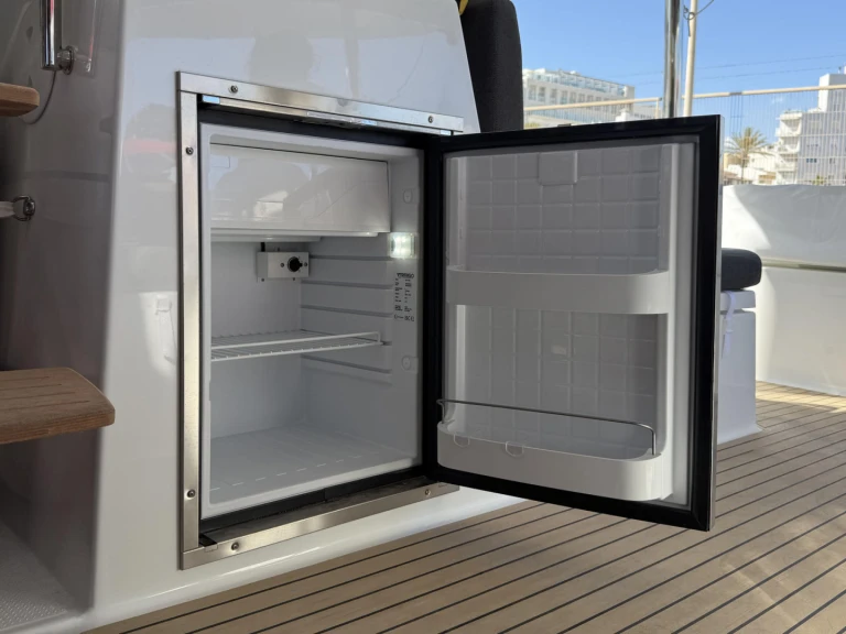 Rent a Fountaine Pajot Elba 45 Can Pastilla