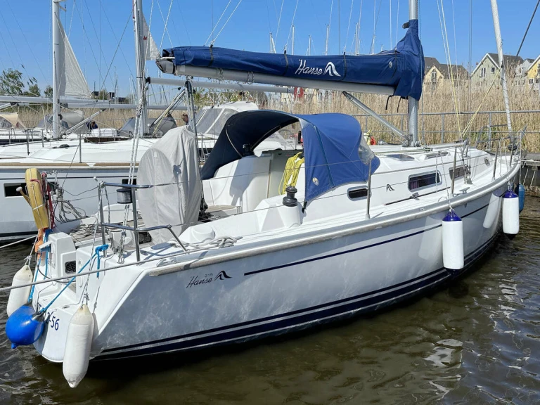 Bareboat Rental Sailboat Hanse with a boat licence