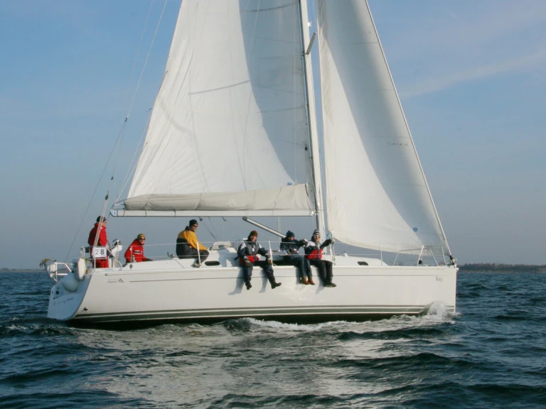 Sailboat for rent Barth at the best price