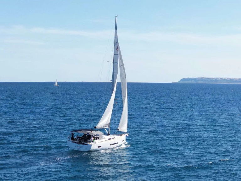 Boat rental Hanse Hanse 460 in Can Pastilla on Samboat