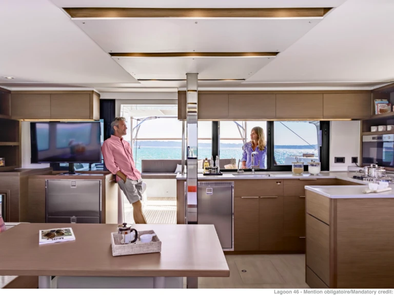 Lagoon Lagoon 46 charter bareboat or captained in  Can Pastilla