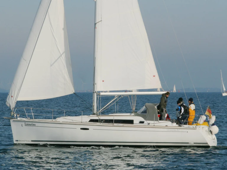 Rent a Bénéteau Oceanis 37 Heiligenhafen