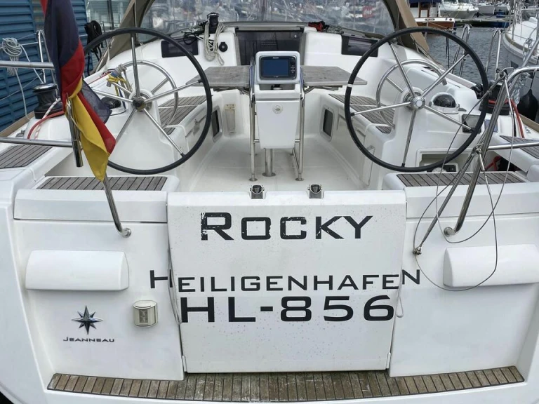 Jeanneau Sun Odyssey 409 in Flensburg on SamBoat