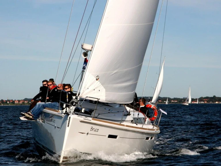 Bareboat Rental Sailboat Jeanneau with a boat licence