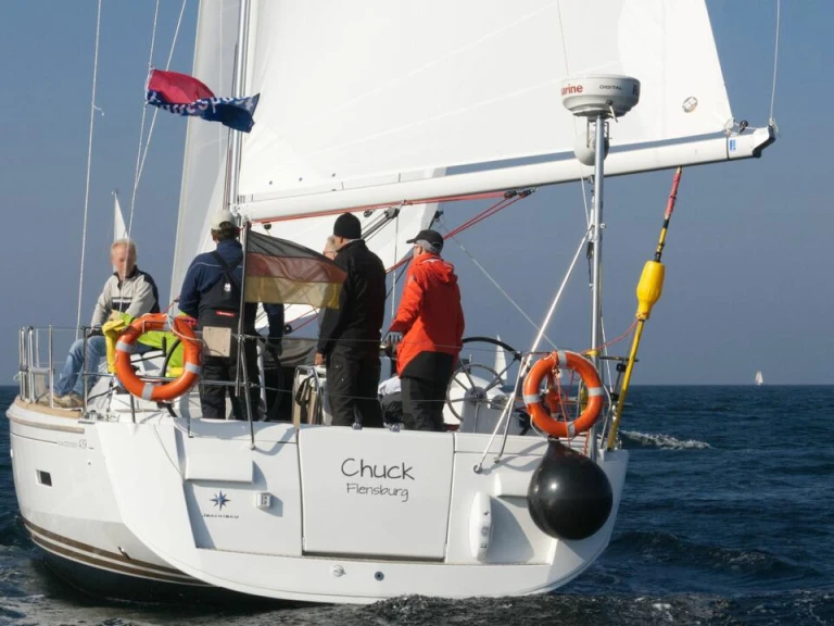 Sailboat rental in Flensburg - Jeanneau Sun Odyssey 439