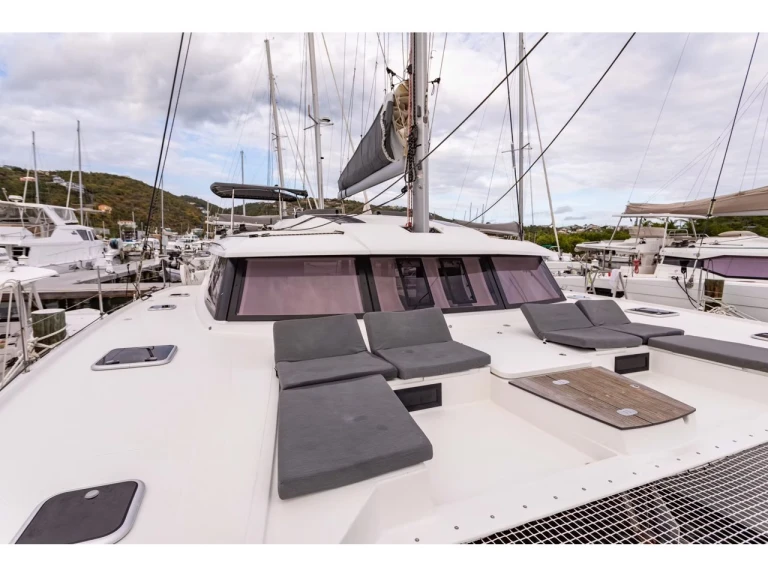 Fountaine Pajot Saba 50 in Saint George's on SamBoat