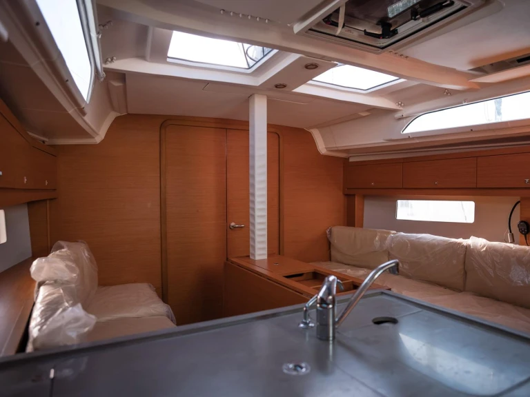 Dufour Dufour 37 – Available for Crewed Daily Charters Only in Castellammare del Golfo on SamBoat
