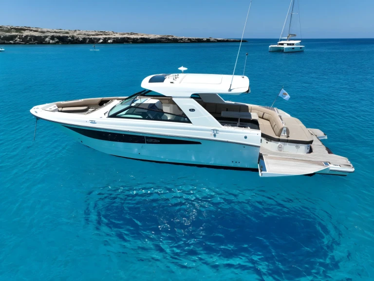 Boat rental Sea Ray SLX 400 in Ayia Napa Marina on Samboat