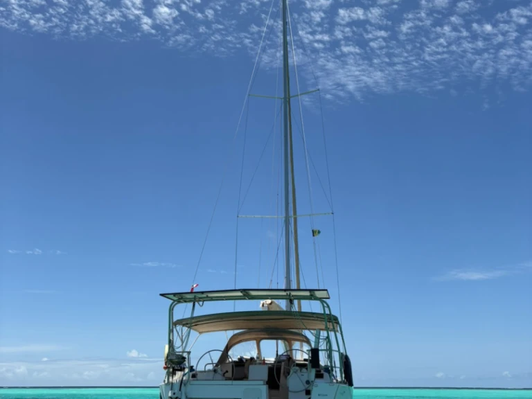Dufour Dufour 412 Grand Large in Le Lamentin on SamBoat