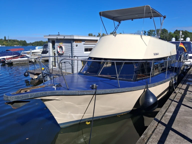 Houseboat rental in Wildau - Motoryachten Silent 116 N