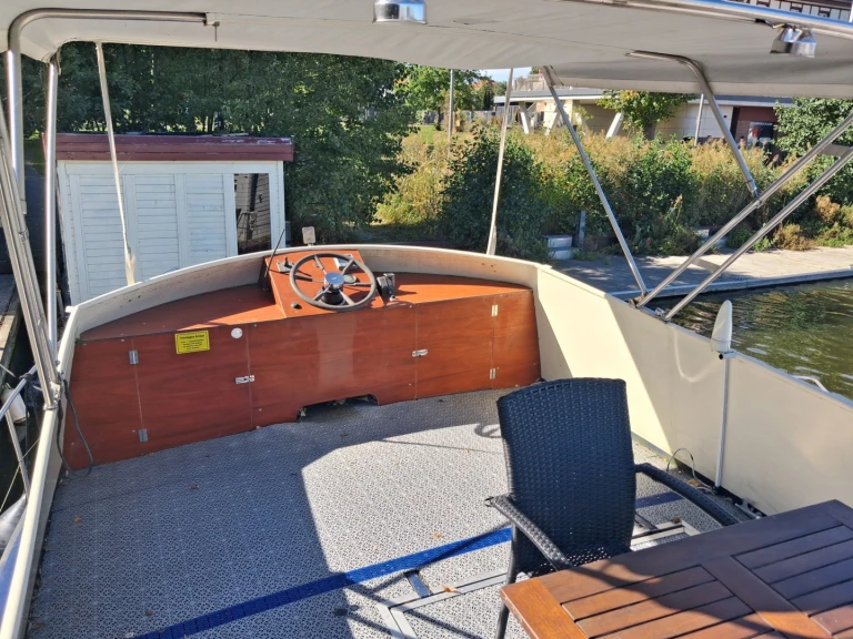 Houseboat for rent Wildau at the best price