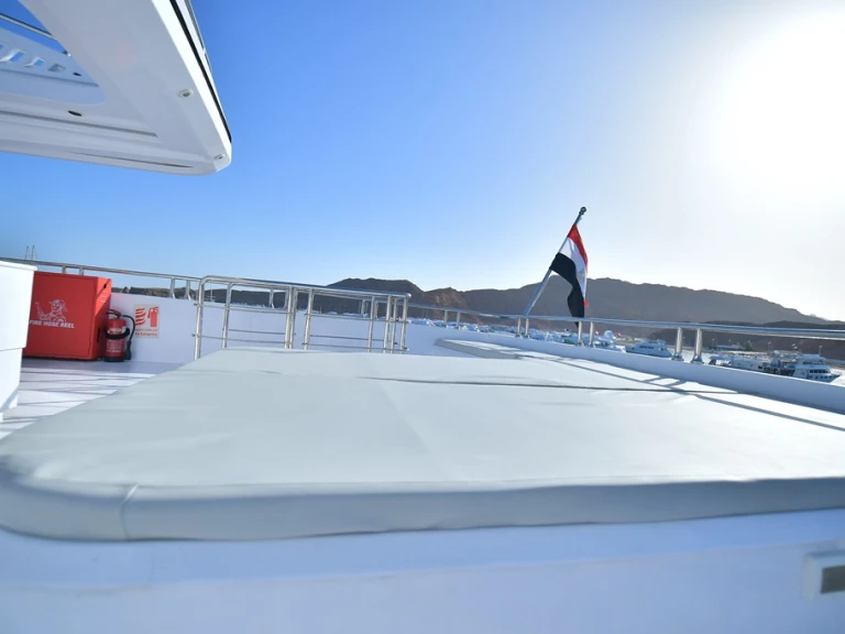  Custom Built 333 in Sharm el Sheikh on SamBoat