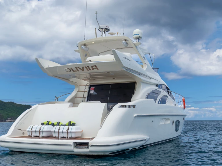 Luxury Yacht rental with or without captain Azimut Eden Island