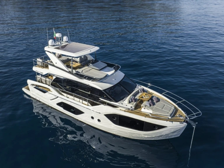 Bareboat Rental Motorboat Absolute with a boat licence
