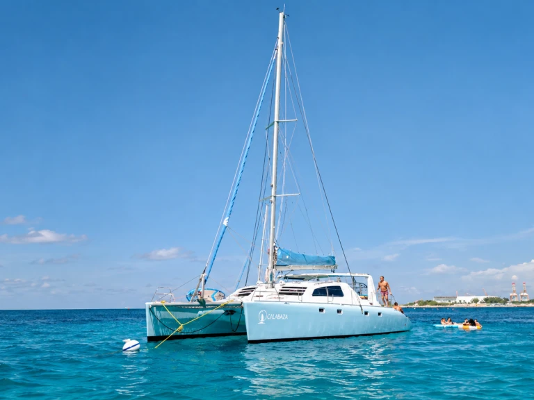 Catamaran rental in Bridgetown - Custom Made custom