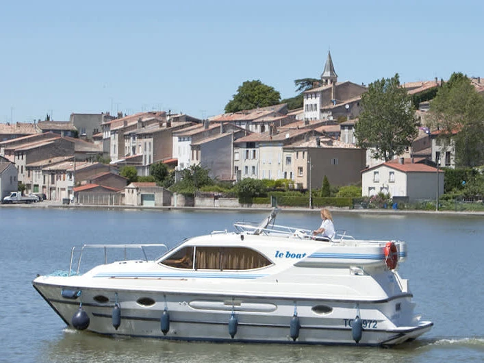 Rent a Le Boat Countess Saint-Gilles du Gard
