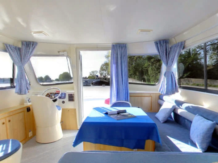 Yacht charter Trèbes cheap Calypso